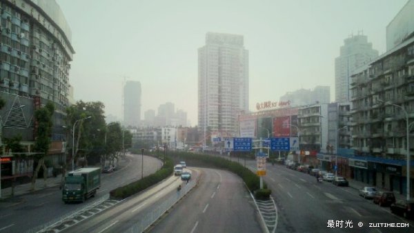 MA201206030558000009-04-060000.jpg
